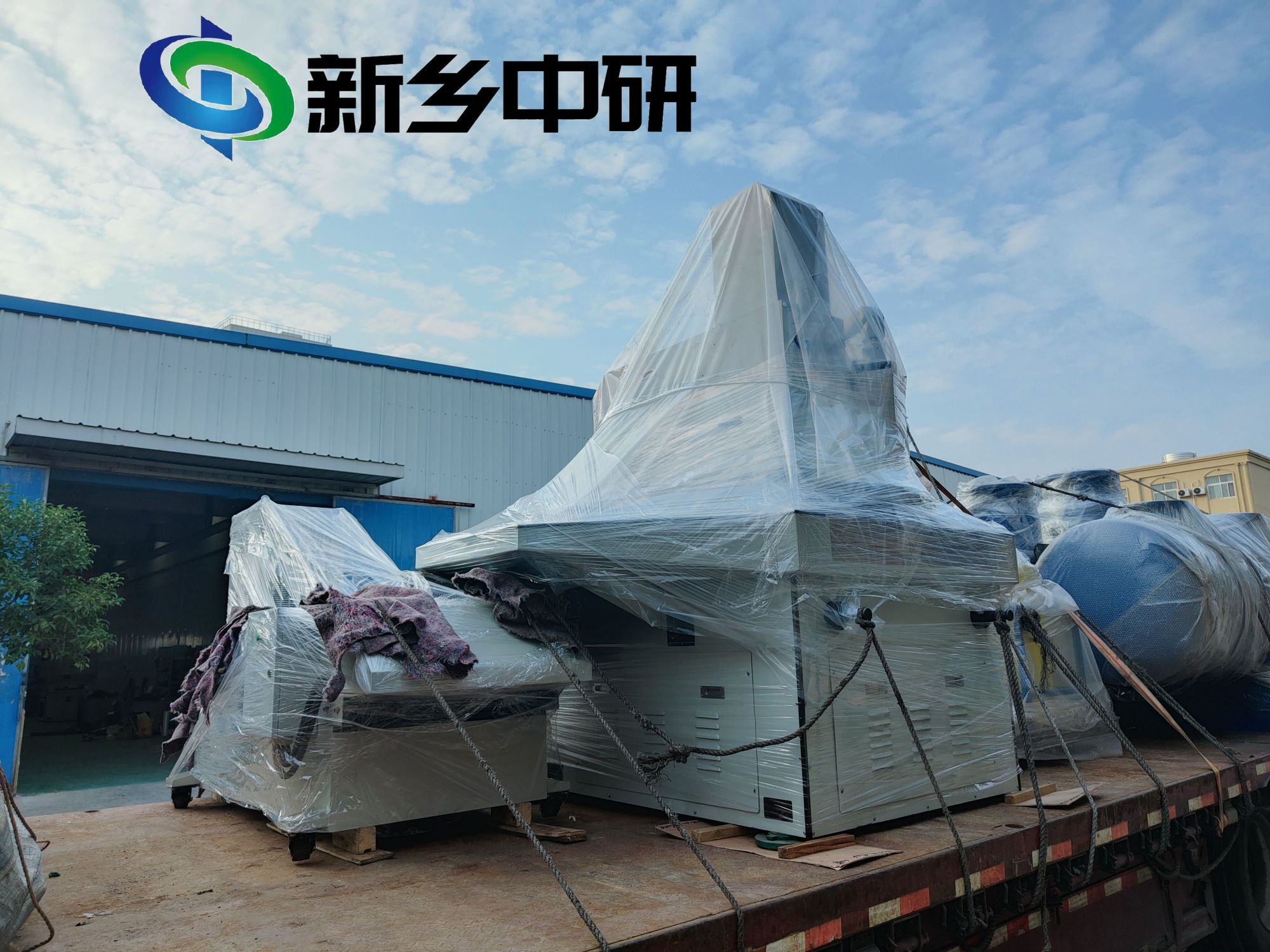 湖北武漢李總刀片用研磨機發貨